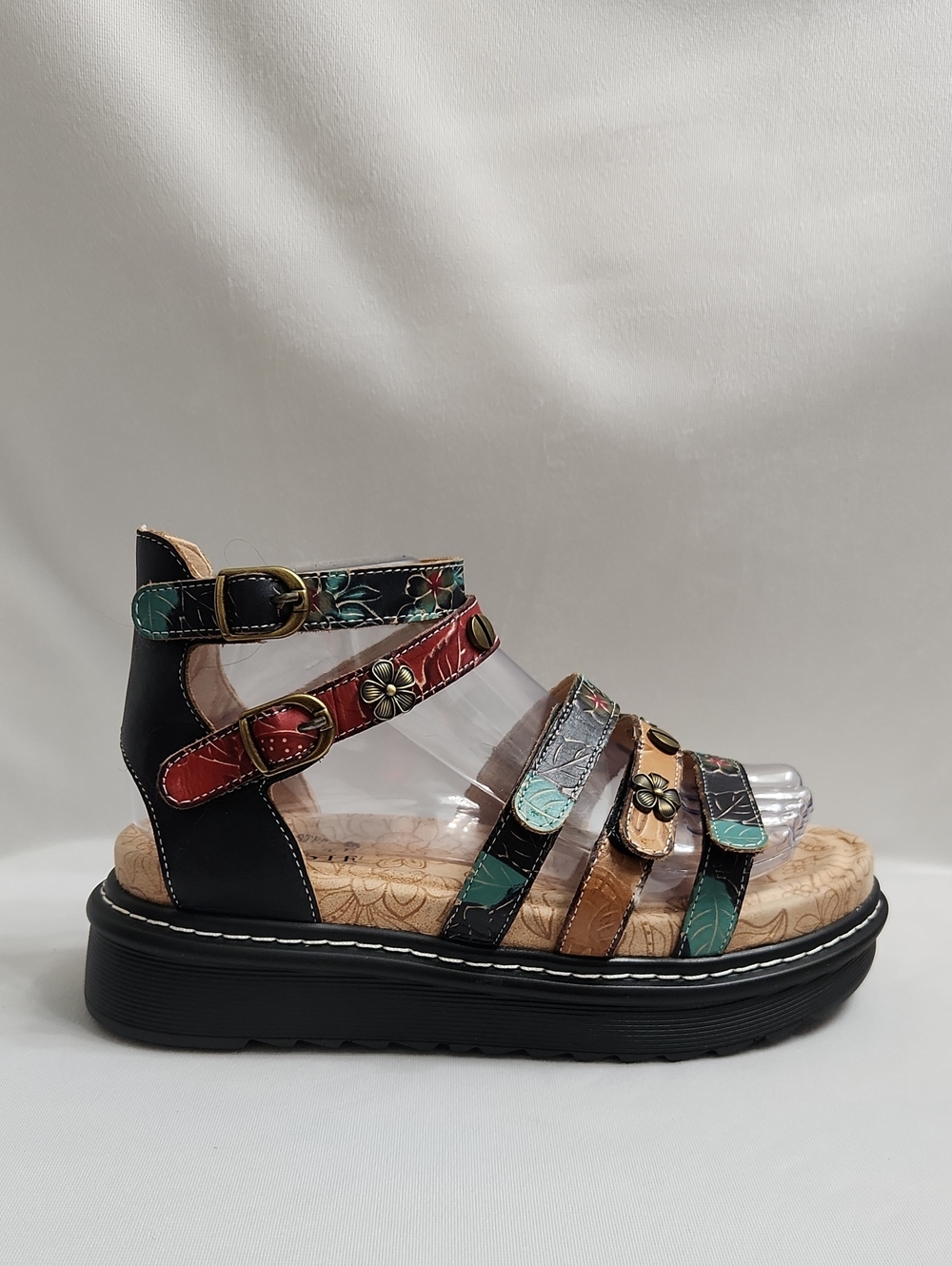 L'Artiste Spring Step Multicolor Floral-Strap Platform Sandals (W 38)